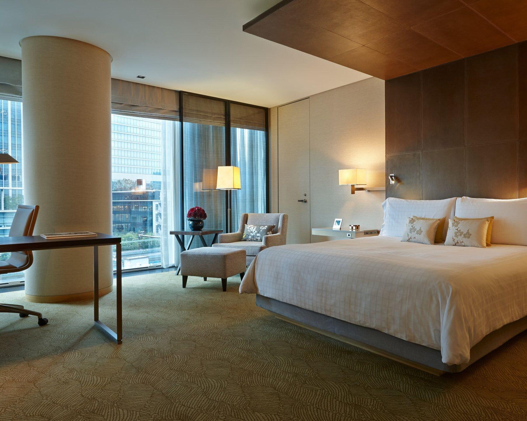 Four Seasons Hotel Tokyo At Marunouchi Exterior photo